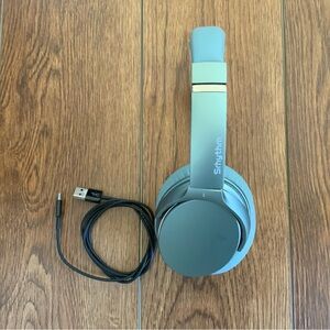Srhythm NC25 Bluetooth Wireless Stereo Over-Ear Headphones - Mint Green